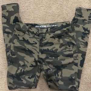camo jeans